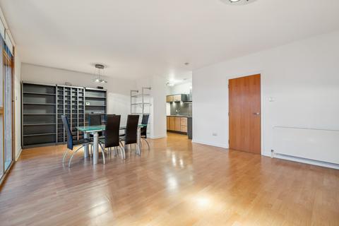 2 bedroom flat to rent, Mavisbank Gardens, Flat 4-3, Festival Park, Glasgow, G51 1HR