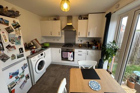 2 bedroom end of terrace house to rent, Pycroft Avenue, Chichester PO18