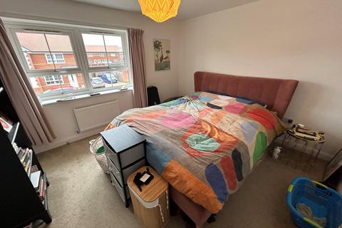 2 bedroom end of terrace house to rent, Pycroft Avenue, Chichester PO18