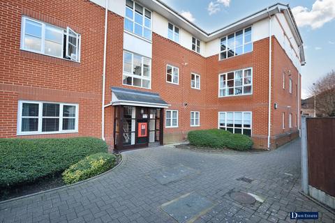 2 bedroom flat for sale, St. Kathryns Place, Deyncourt Gardens, Upminster, RM14