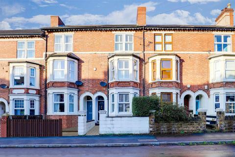 4 bedroom terraced house for sale, Waldeck Road, Carrington NG5