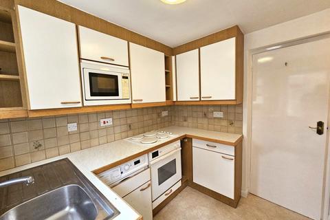 2 bedroom cottage to rent, Goodban Square Ash Kent