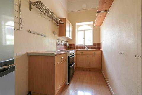 1 bedroom apartment for sale, South Road, Weston super mare, Weston-super-Mare, Somerset, BS23 2HE