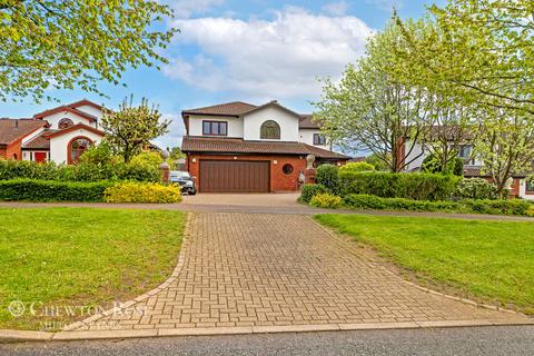 5 bedroom detached house for sale, Chase Avenue, Walton Park