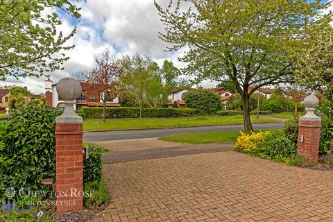 5 bedroom detached house for sale, Chase Avenue, Walton Park