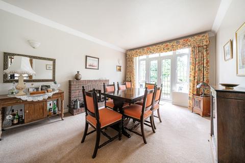 45 Heathfield, Chislehurst, BR7 6AF