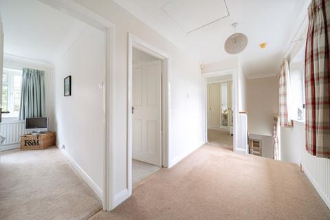 45 Heathfield, Chislehurst, BR7 6AF