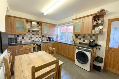 54 Grove Crescent, Grimsby, DN32 8JU