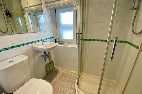 120 Eldon Road, Marsh, Huddersfield, HD1 4ND