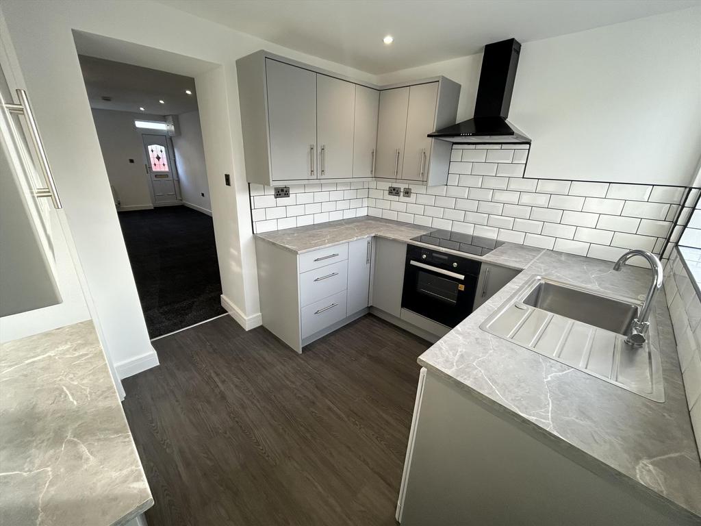 Kitchen 2