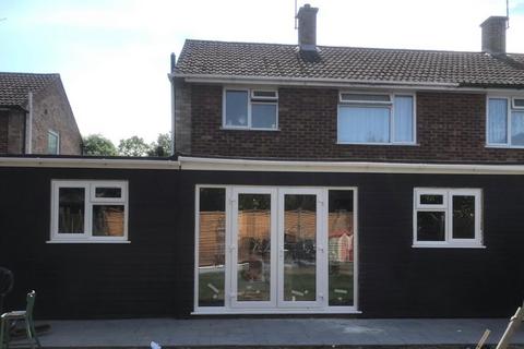 4 bedroom house to rent, Brook Close, Wokingham