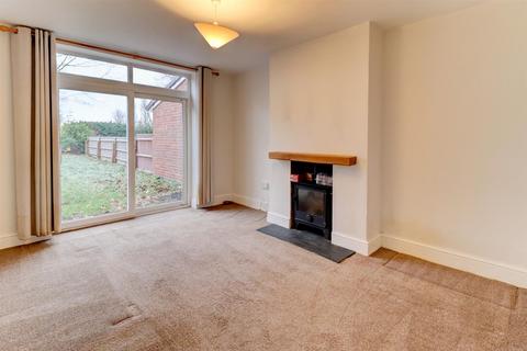 3 bedroom semi-detached house to rent, Kinross Road, Leamington Spa,