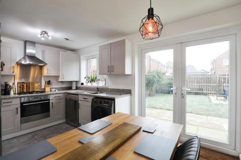 3 bedroom end of terrace house for sale, Grainger Drive, Pocklington, York