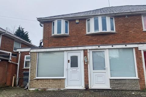 4 bedroom semi-detached house to rent, Birmingham B42