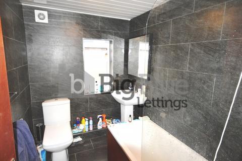 3 bedroom townhouse to rent, 28 Mayville Terrace, Hyde Park, Leeds LS6