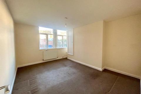 2 bedroom apartment to rent, Liverpool Road, Eccles, Manchester