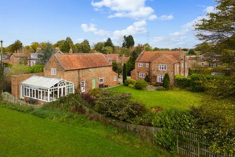 4 bedroom house for sale, Poplar House, Claxton, York