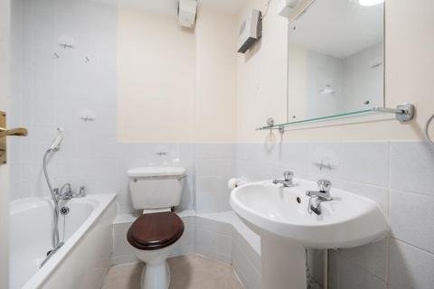 2 bedroom flat for sale, Banbury,  Oxfordshire,  OX16