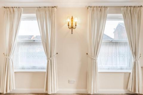 2 bedroom flat for sale, Banbury,  Oxfordshire,  OX16