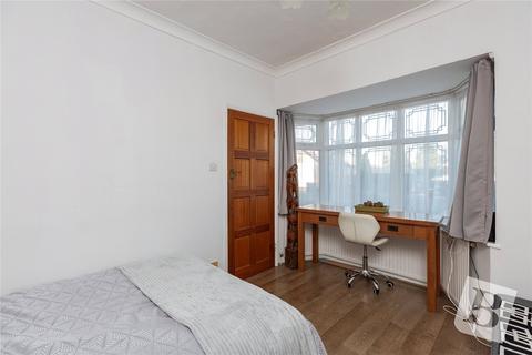 6 Cedar Gardens, Upminster, RM14 3DL