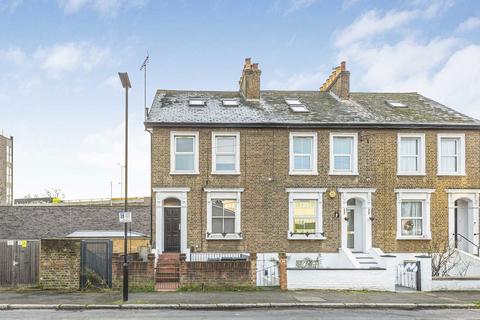 1 bedroom flat for sale, Boston Park Road, Brentford TW8