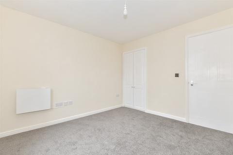 2 bedroom apartment for sale, Mercer Close, Larkfield, Kent