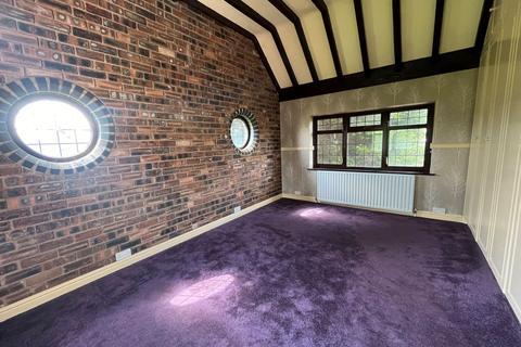 3 bedroom semi-detached house for sale, Lugtrout Lane, Solihull, B91