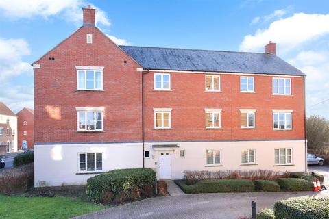 2 bedroom flat for sale, Staverton