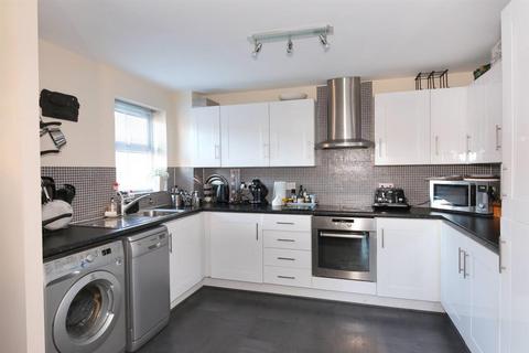 34 Blease Close, Staverton, Trowbridge, BA14 8WD