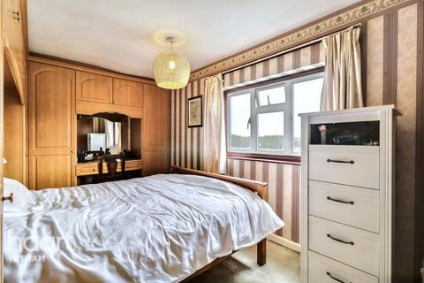 3 Beech Road, Rivenhall, Witham, CM8 3PF