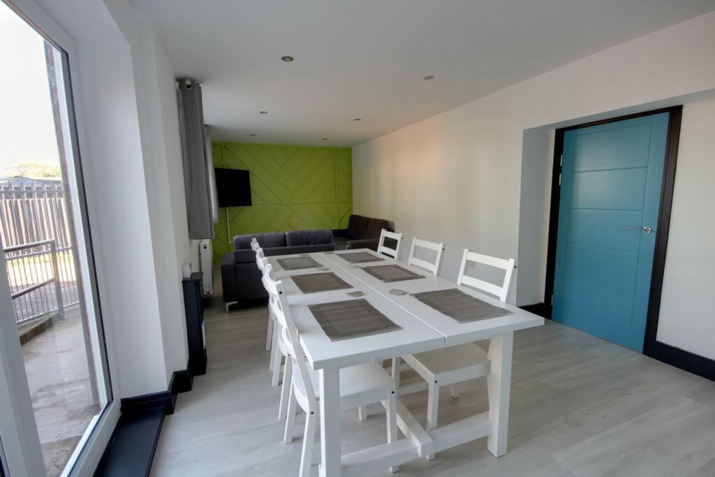 A spacious and bright modern living room, perfe...