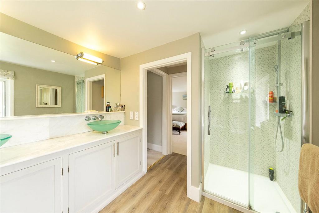 Principal Ensuite