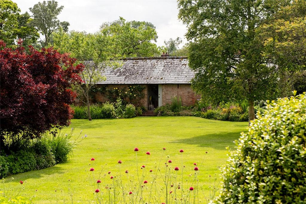 Outbuilding