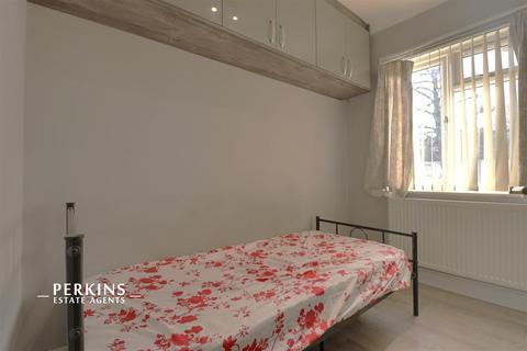 96 Somerset Road, Southall, UB1 2TU