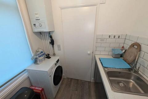 1 bedroom flat to rent, Kent Road, BR4