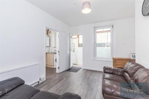 4 bedroom house to rent, Milner Road, Brighton