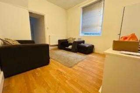 1 bedroom apartment to rent, Llantwit Road, Treforest, Pontypridd