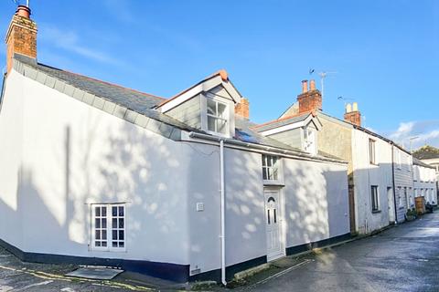 4 bedroom cottage for sale, Church Lane, Lostwithiel, Cornwall, PL22