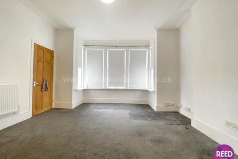 1 bedroom flat to rent, Argyll Road, Westcliff On Sea