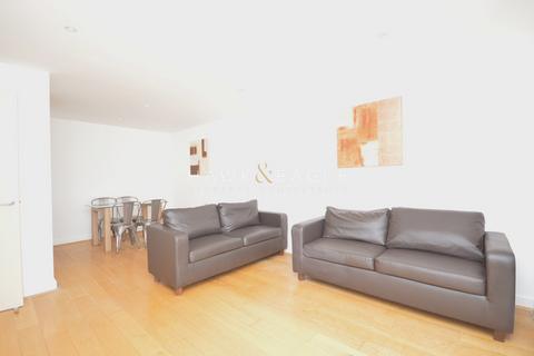 2 bedroom flat to rent, Western Gateway, London, Greater London. E16