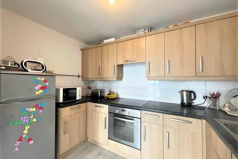 1 bedroom apartment to rent, City House, London Road