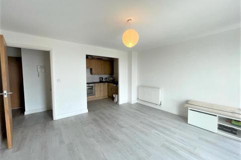 1 bedroom apartment to rent, City House, London Road