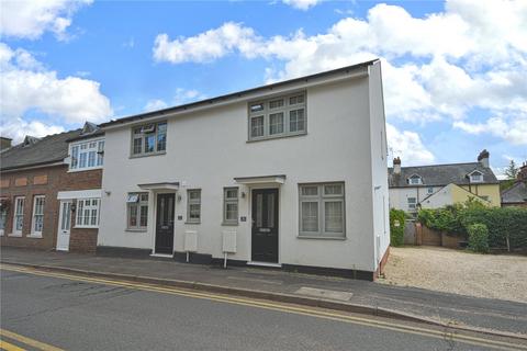 2 bedroom terraced house to rent, Victoria Road, Farnham, Surrey, GU9