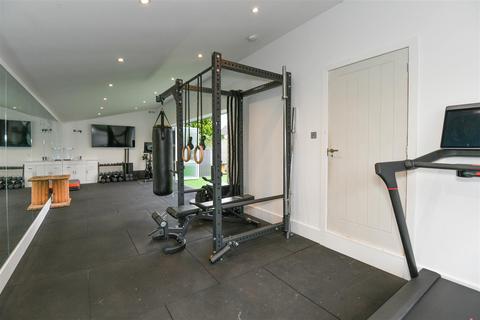 17 Frome Road, Southwick, Trowbridge, BA14 9QE