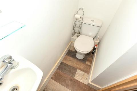 17 Frome Road, Southwick, Trowbridge, BA14 9QE