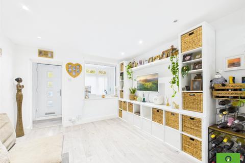 undefined, Woodlands Road, Romford RM3