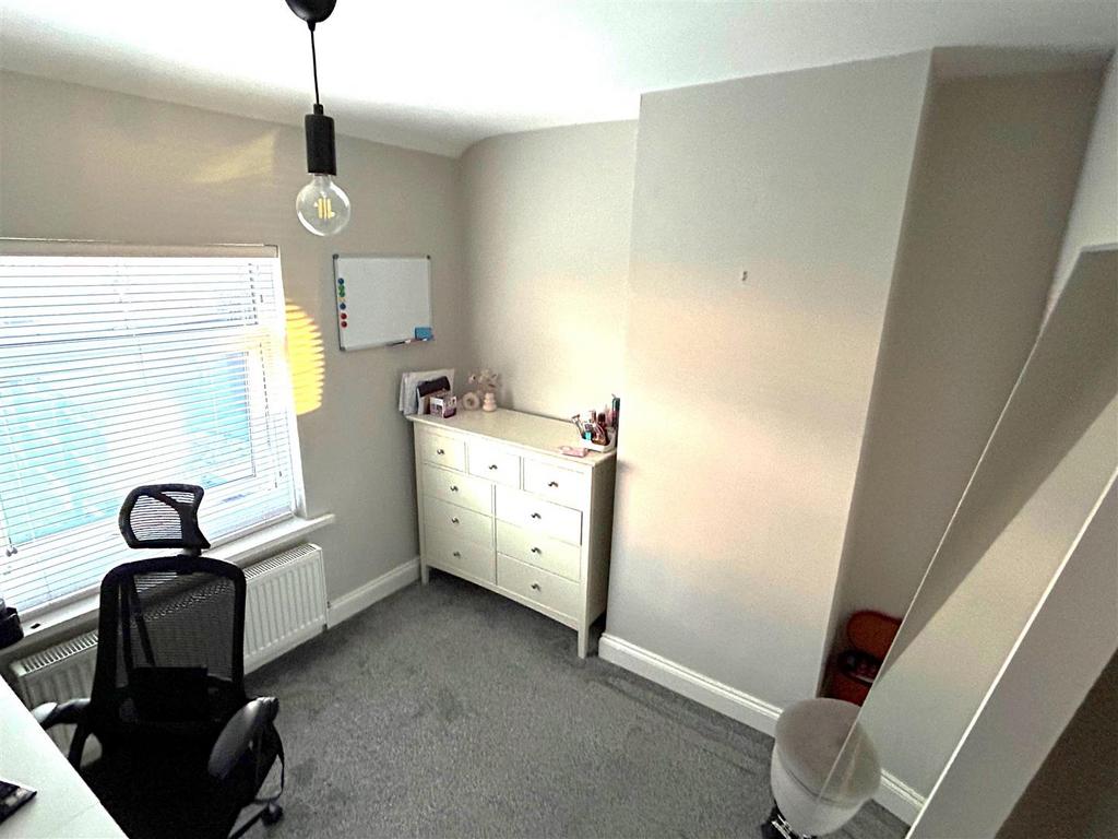 Bedroom picture1.jpg