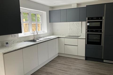 3 bedroom townhouse for sale, Haverfordwest
