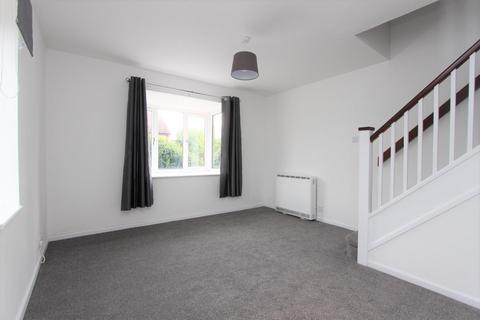 2 bedroom house to rent, Apple Tree Close, Linslade