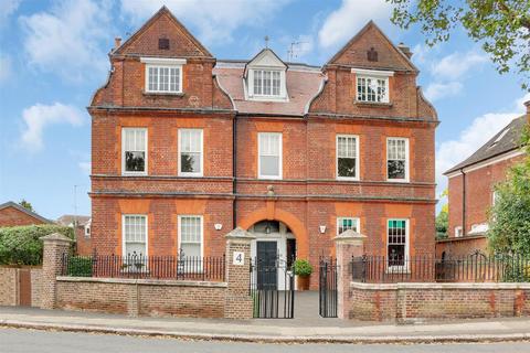 3 bedroom apartment for sale, Hampstead Hill Gardens, Hampstead, London